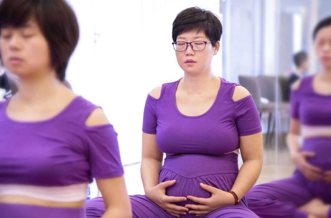 武汉优生代怀,湖北孝感余先生问:宝宝学跳舞的最佳年龄