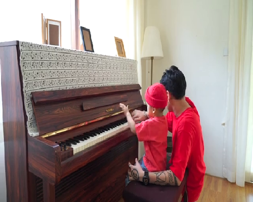 【罕见双胞胎】妈妈做试管婴儿诞大仔，10年后复生冷冻武汉供卵试管生子哪个